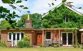 Oakdene Lodge