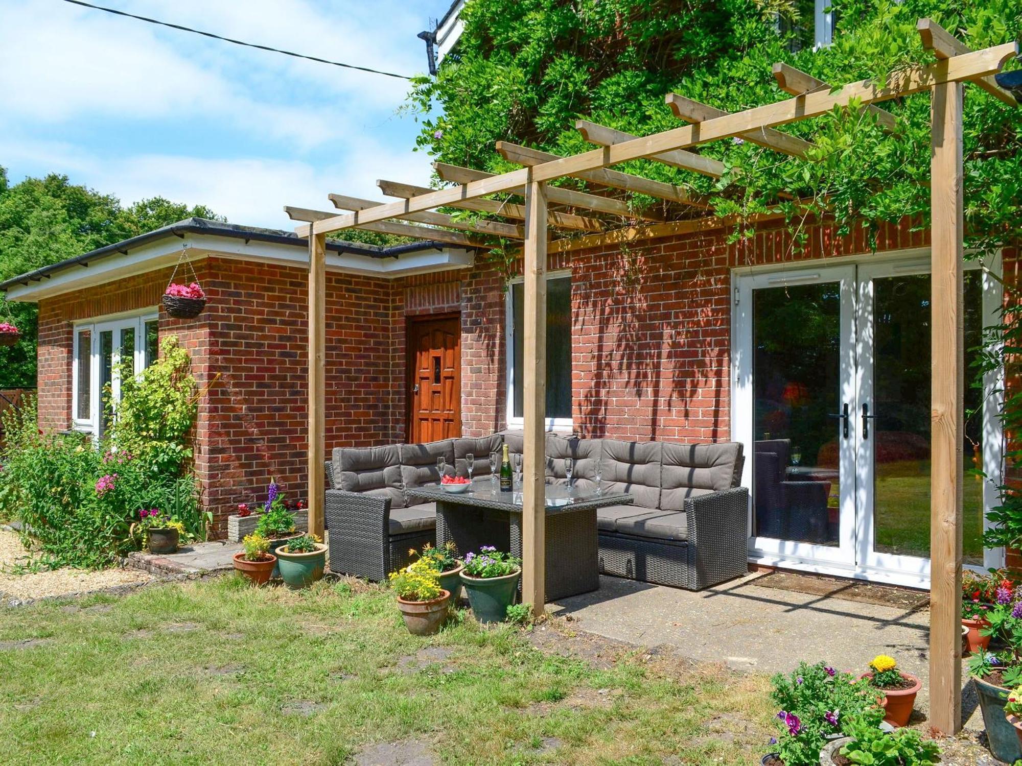 Oakdene Lodge Saint Leonards Exterior photo